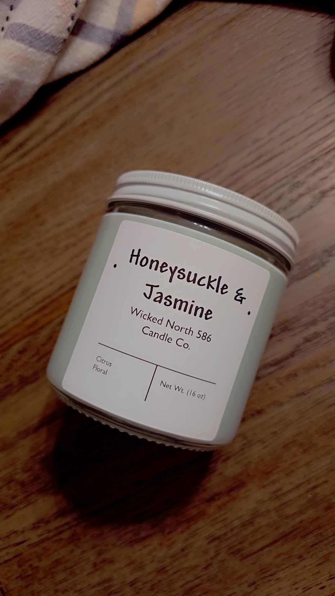 Honeysuckle & Jasmine Candle